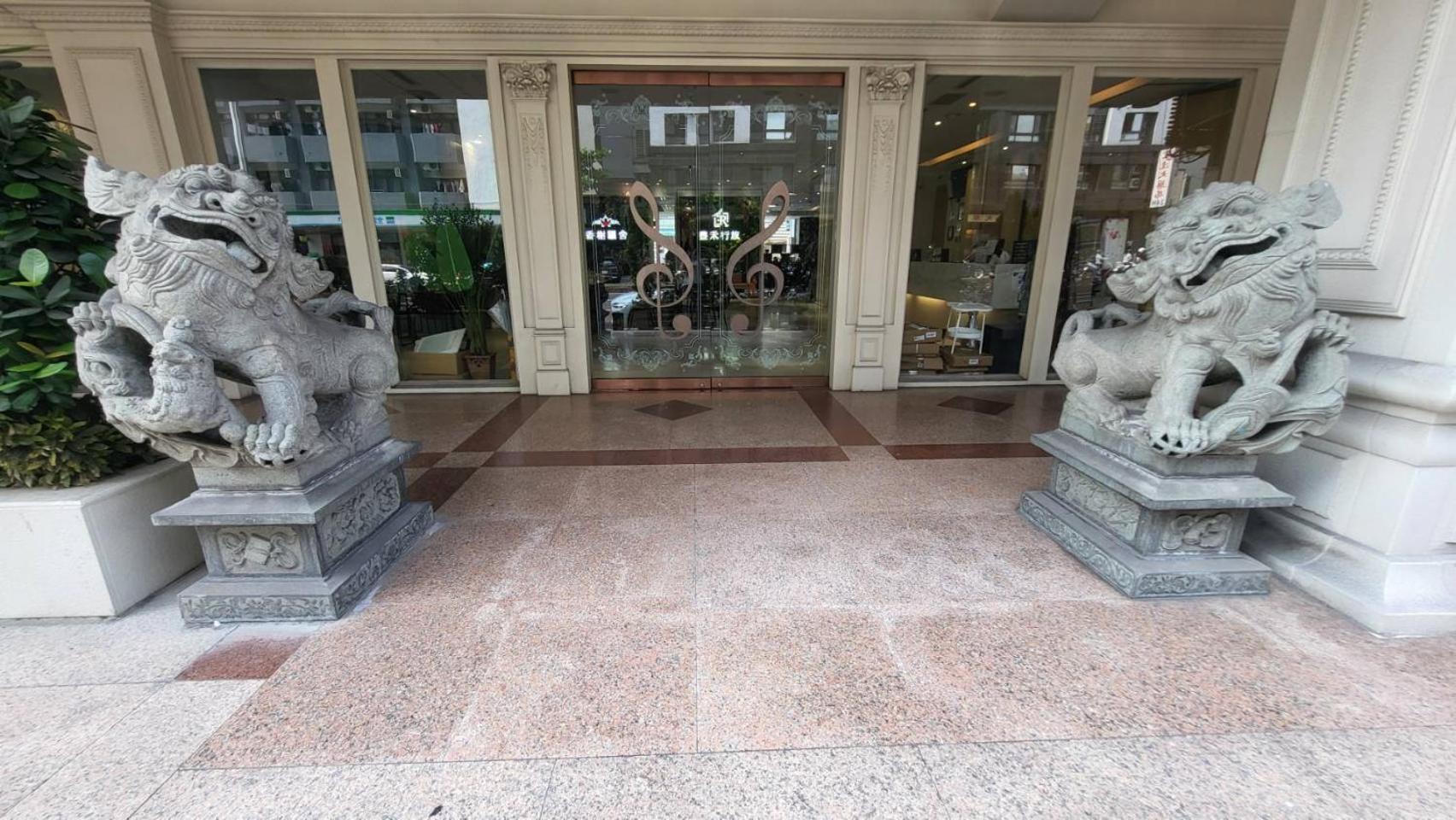 Taichung Enrichlife Hotel Exteriör bild